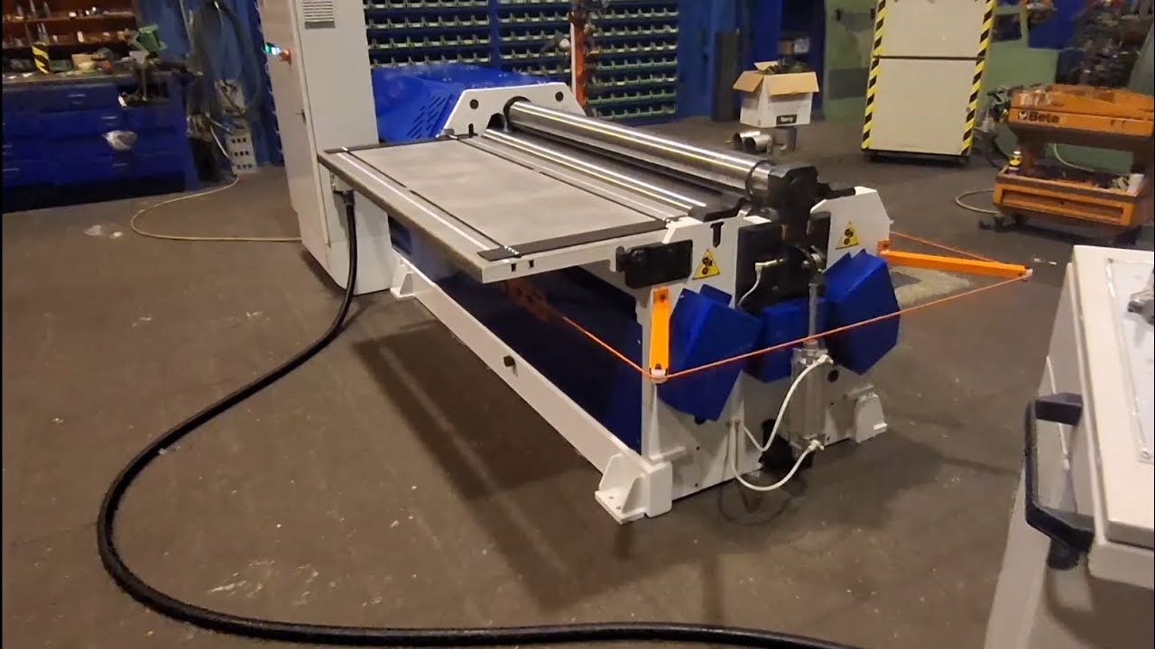 Calandra 4 rulli CNC OMCCA con banco laterale_4-Roll CNC Plate Bending Machine with Side feed table 