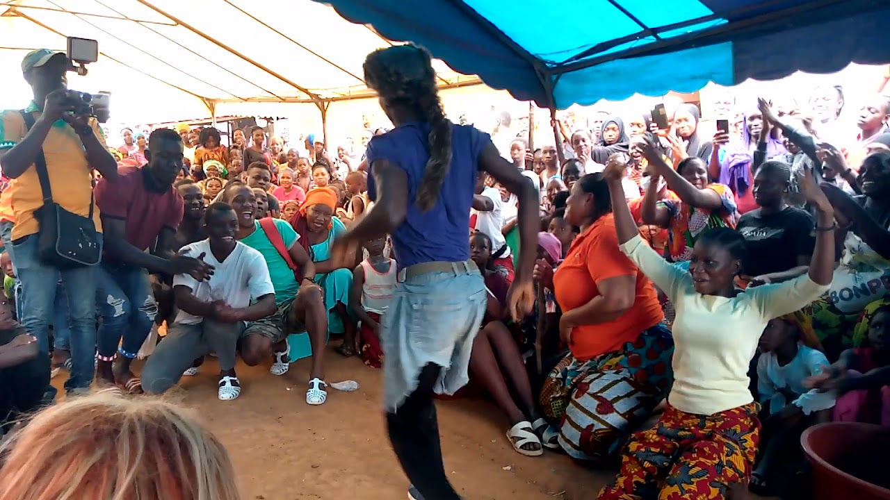 sympas dansé Mr caméléon