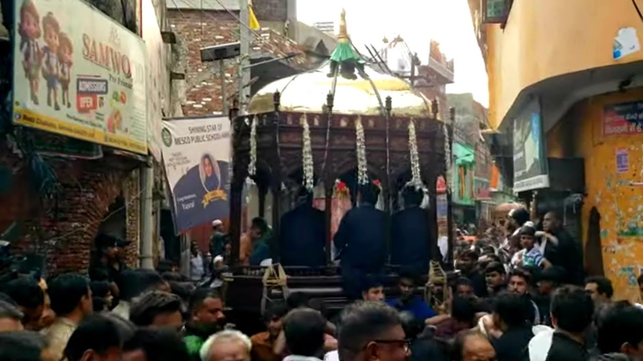 8 moharram araish bazariya se guzarti  Amroha azadari 2025