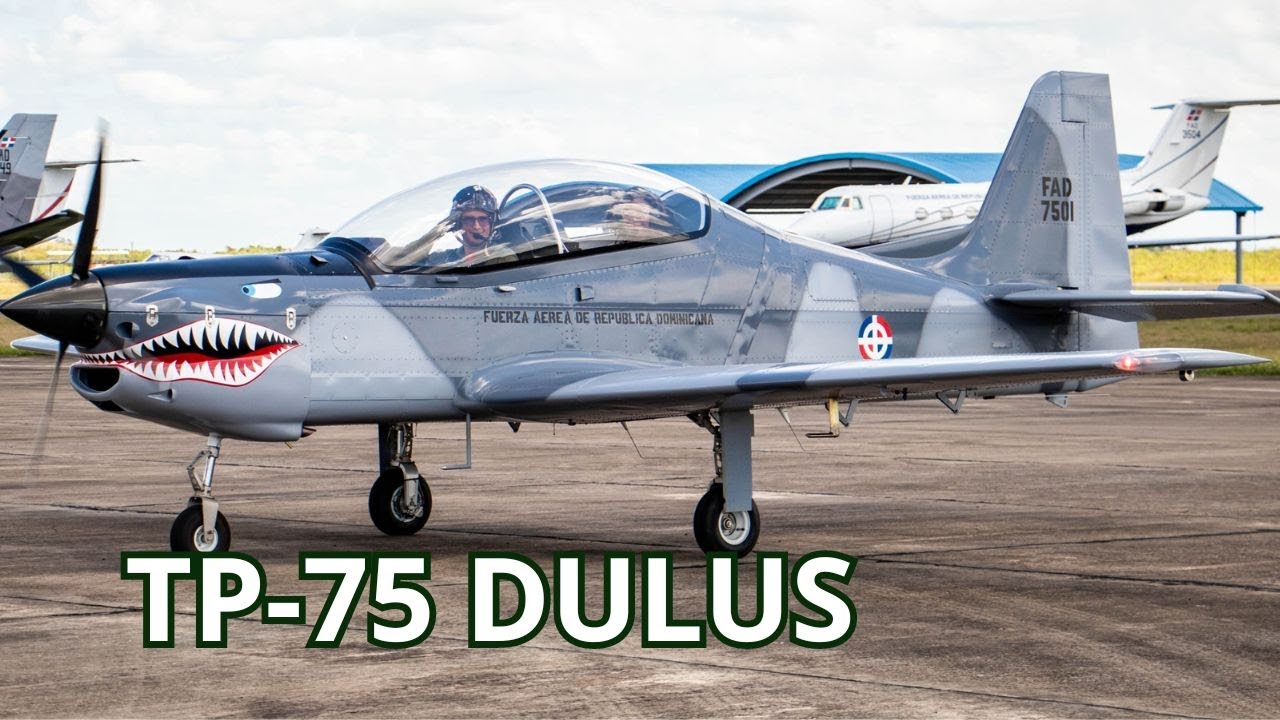 De réplica de avión militar a entrenador militar real: TP-75 DULUS