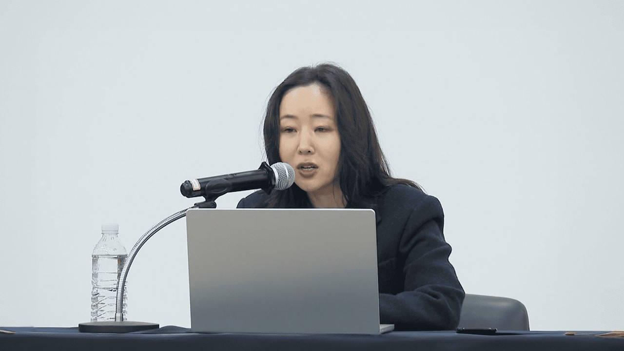 Min Hee-jin seeks to end legal battles
