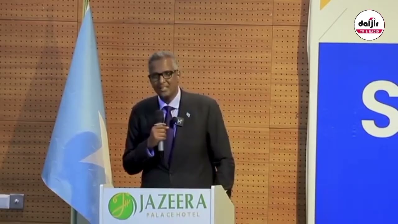 Hadal-jeedinta Xildhibaan Cabdiraxmaan Cabdishakuur iyo shirka mucaaradka ee Muqdisho.