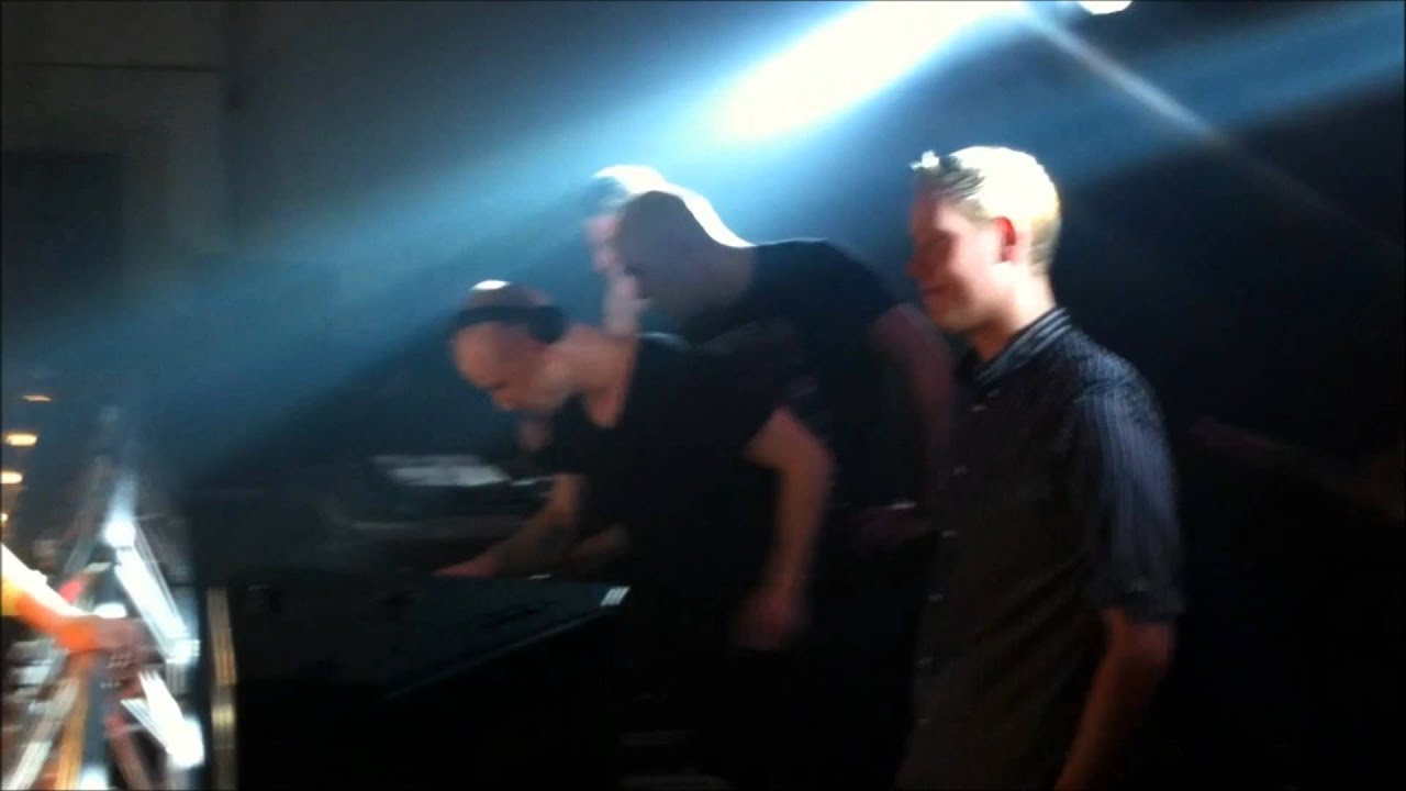 B.P.M. (Beat.Pumping.Monkeys) LIVE @ GEKKEHUUS 24-03-2012
