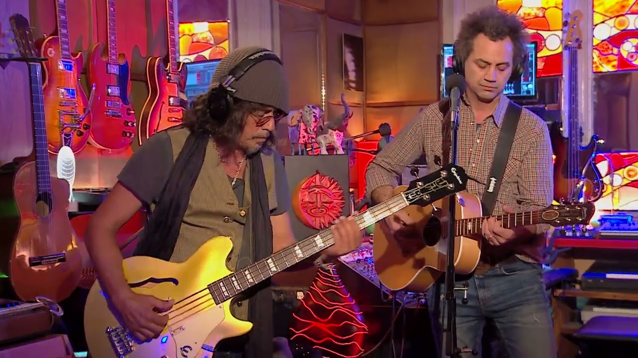 Gustocks - Bajan ( L.A.Spinetta )
