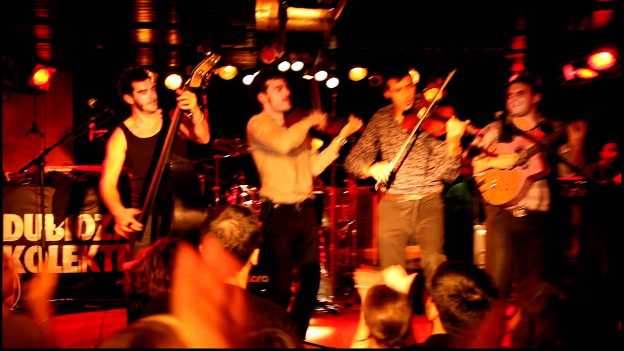 AALMA DILI - Coca kolo @ La Bellevilloise