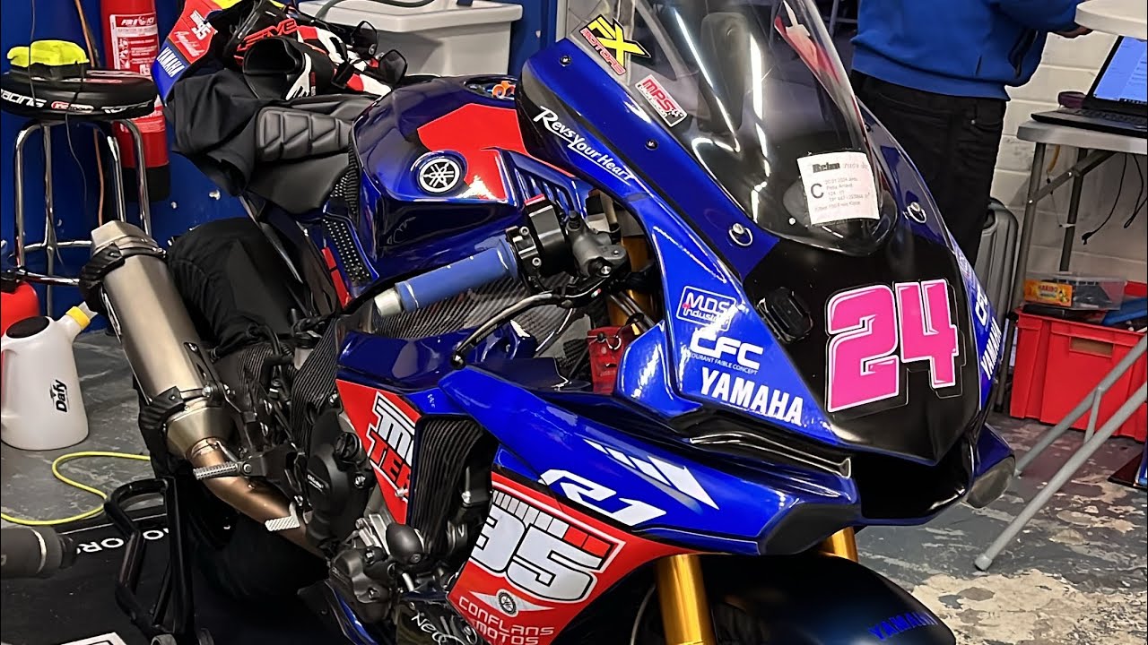 🔥ÉQUIPER SA R1 PISTE - QUEL BUDGET 💰?? LES INDISPENSABLES 🤔