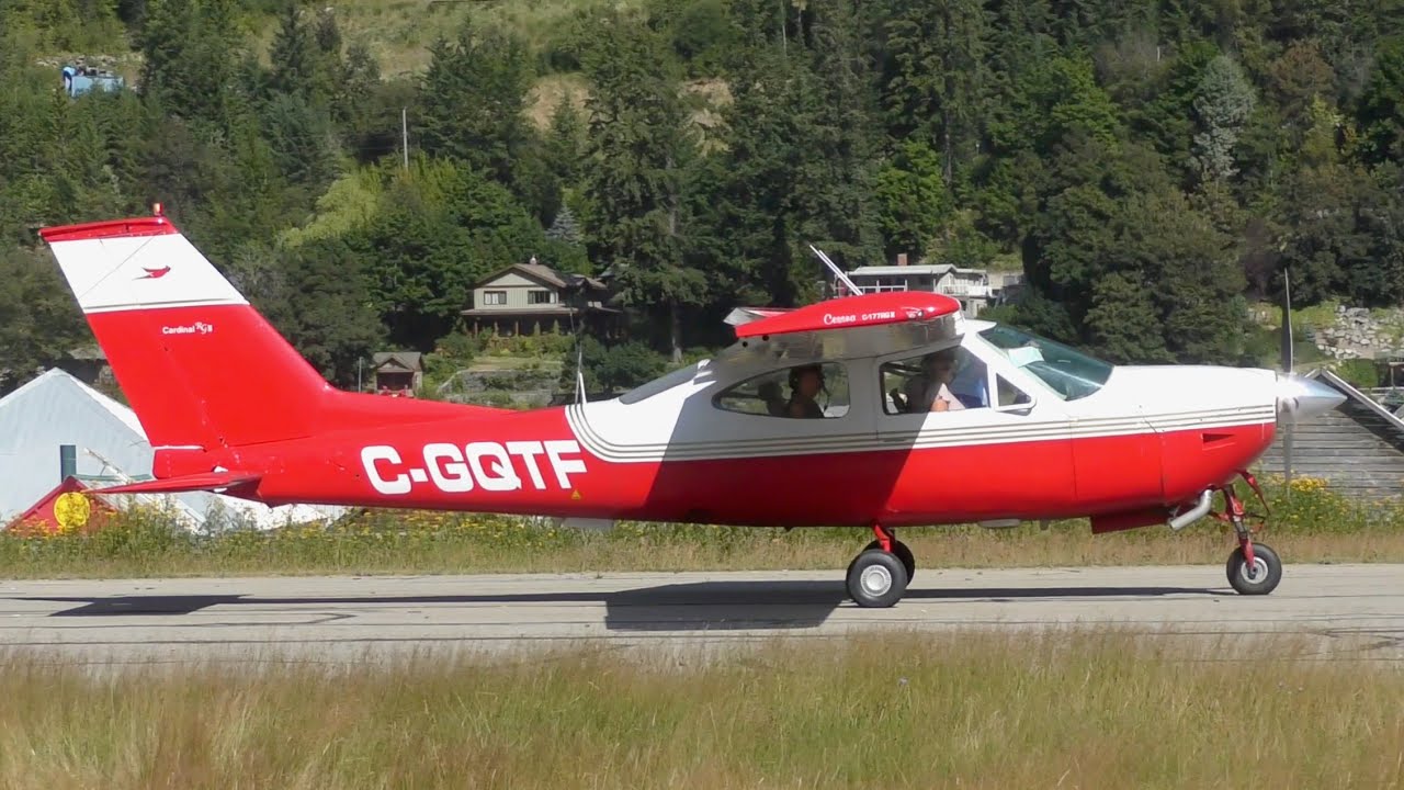 Cessna 177RG Cardinal Takeoff