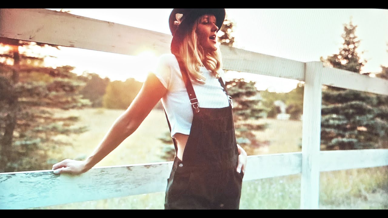 Megan Gunia - Look Into Your Eyes (Official Music Video)