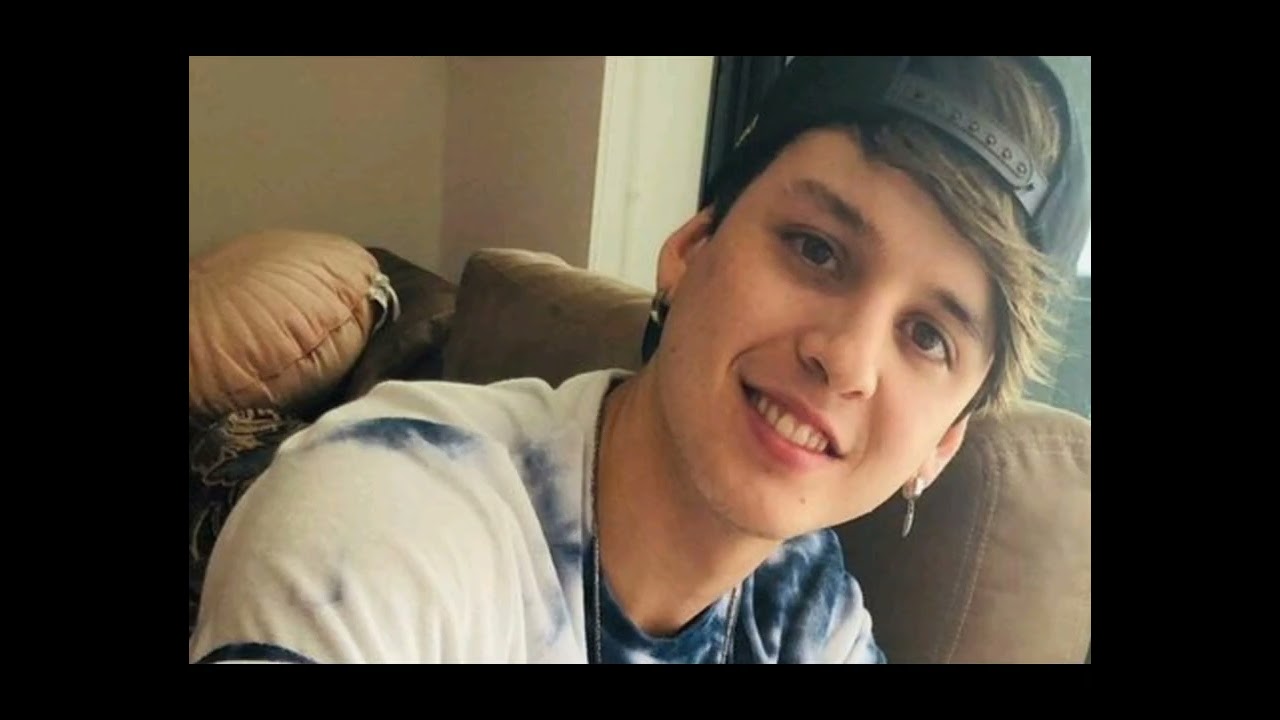 Bebida la luz de Christopher velez feliz cumpleaños mi amor ❤️❤️❤️❤️🎉🎂🎊😍😘🥳 te amo muchísimo ❤️ 