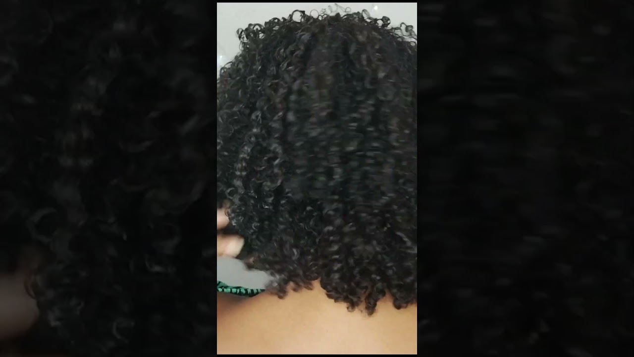 Neutrox cachos e ondas muita defini&ccedil;&atilde;o #cabelocrespo #lan&ccedil;amento #neutrox #cacheadas #cremedepentear