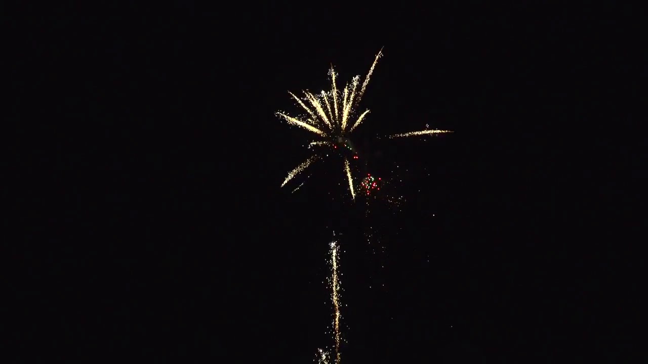 Supercharged 100 Shots Compound  @ Newsbox Fireworks