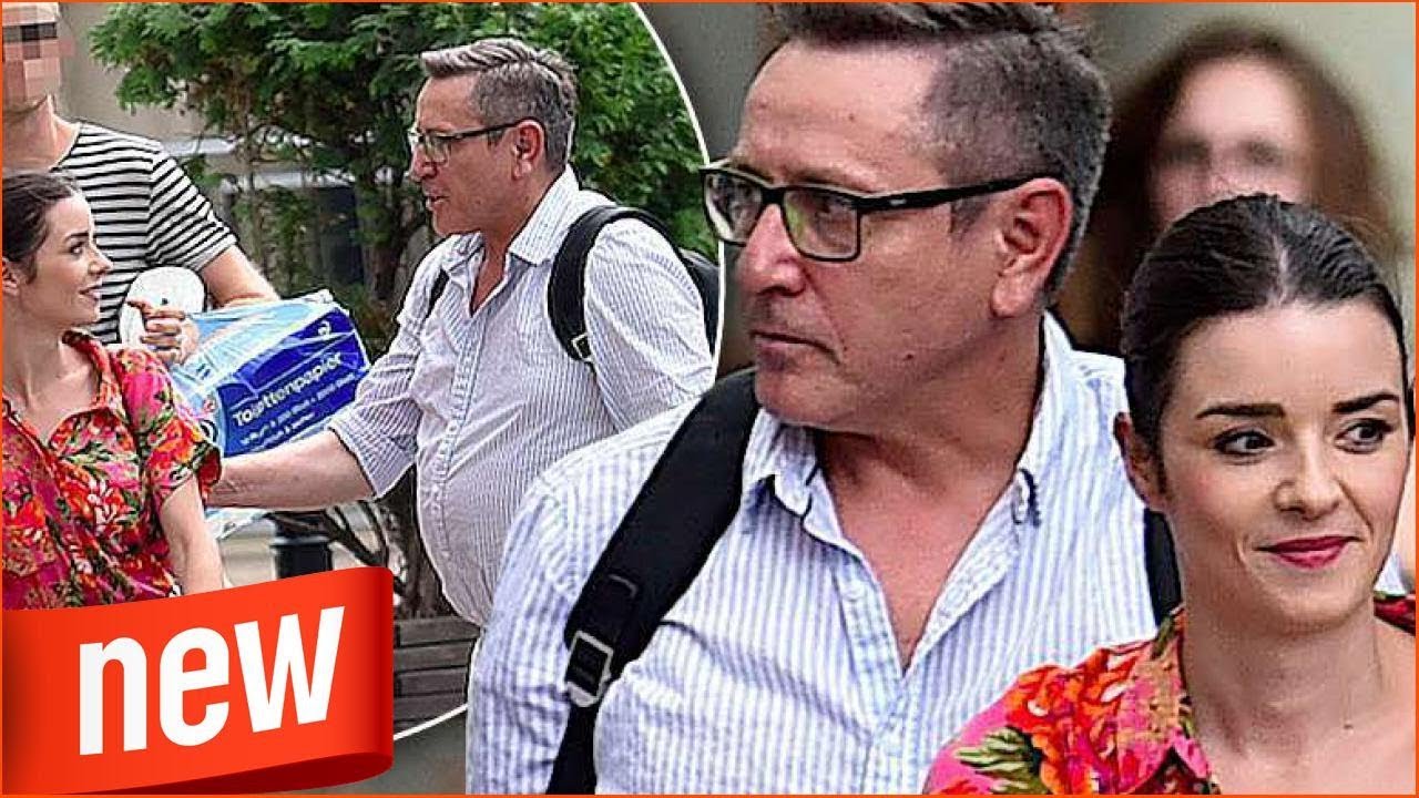 Andrzej Sołtysik z młodą żoną, synem i Kasią Burzyńską na spacerze || LVTszok