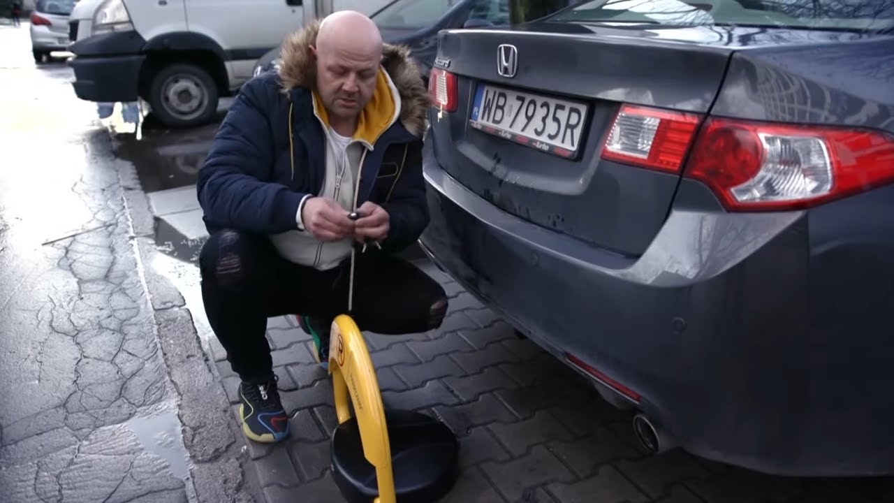 Do zdjęcia tej blokady nie musisz wysiadać z samochodu! #101_Gadżetów