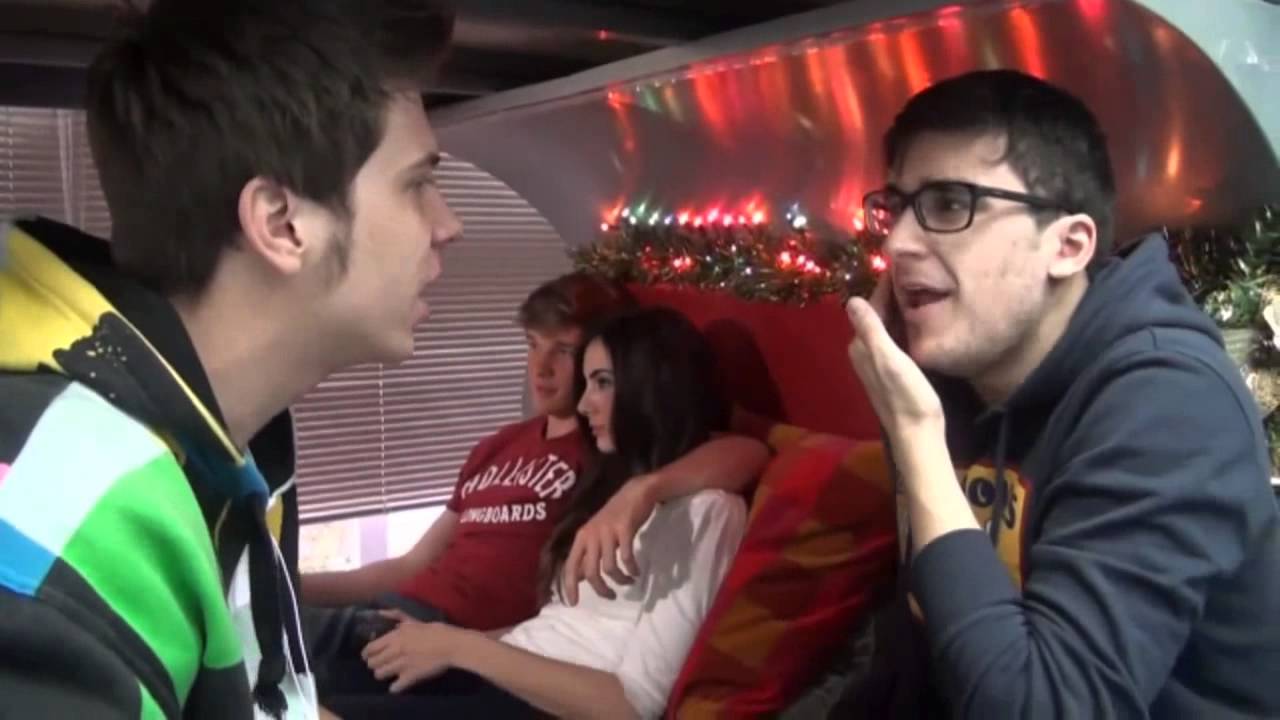 Vuelve Laura Con Panda   El Rubius y Mangel Les Trollean