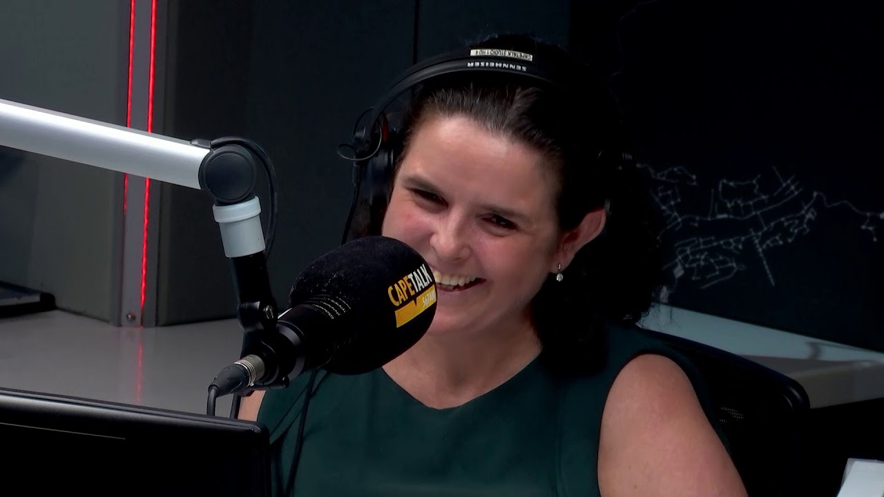 Local surfer Roxy Davis chats to Pippa Hudson