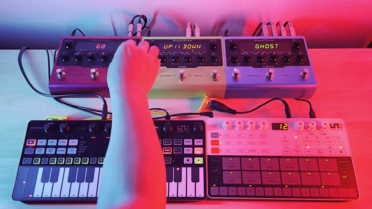 UNO Drum + UNO Synth Pro + AmpliTube X-DRIVE + X-TIME ＋X-SPACE