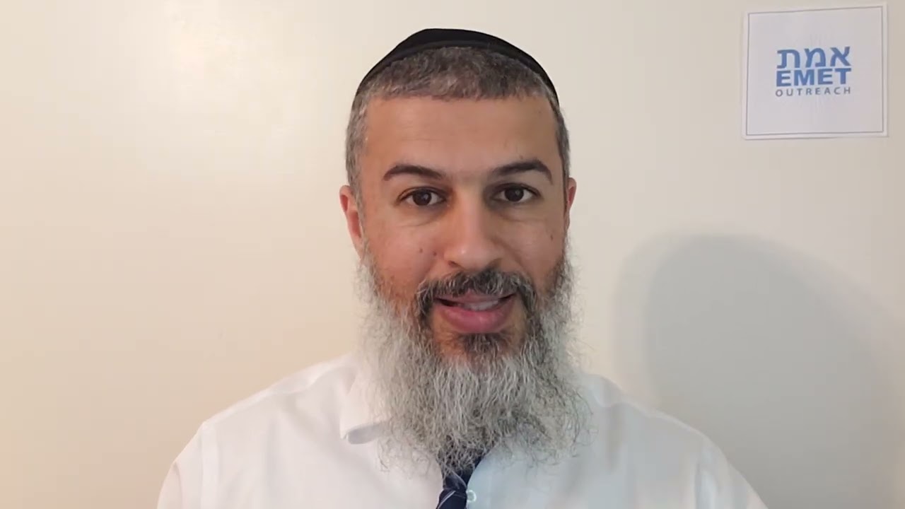 Tomer Devorah with Rabbi Avigdor Miller's Commentary  3  Chapter 1   Mi Kel Kamocha   Hashem is Allm