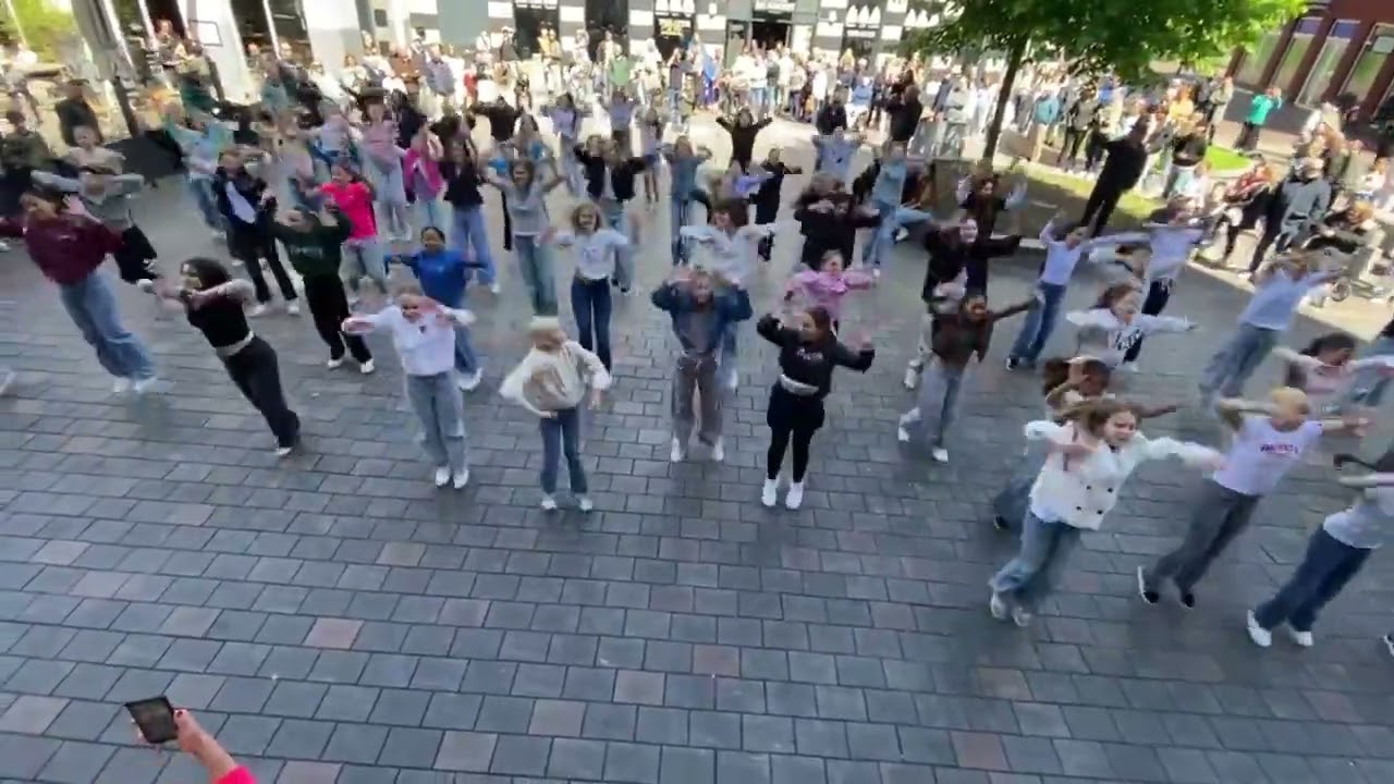 Flashmob Da Danza 2025 - Bevrijdingsdag Waddinxveen