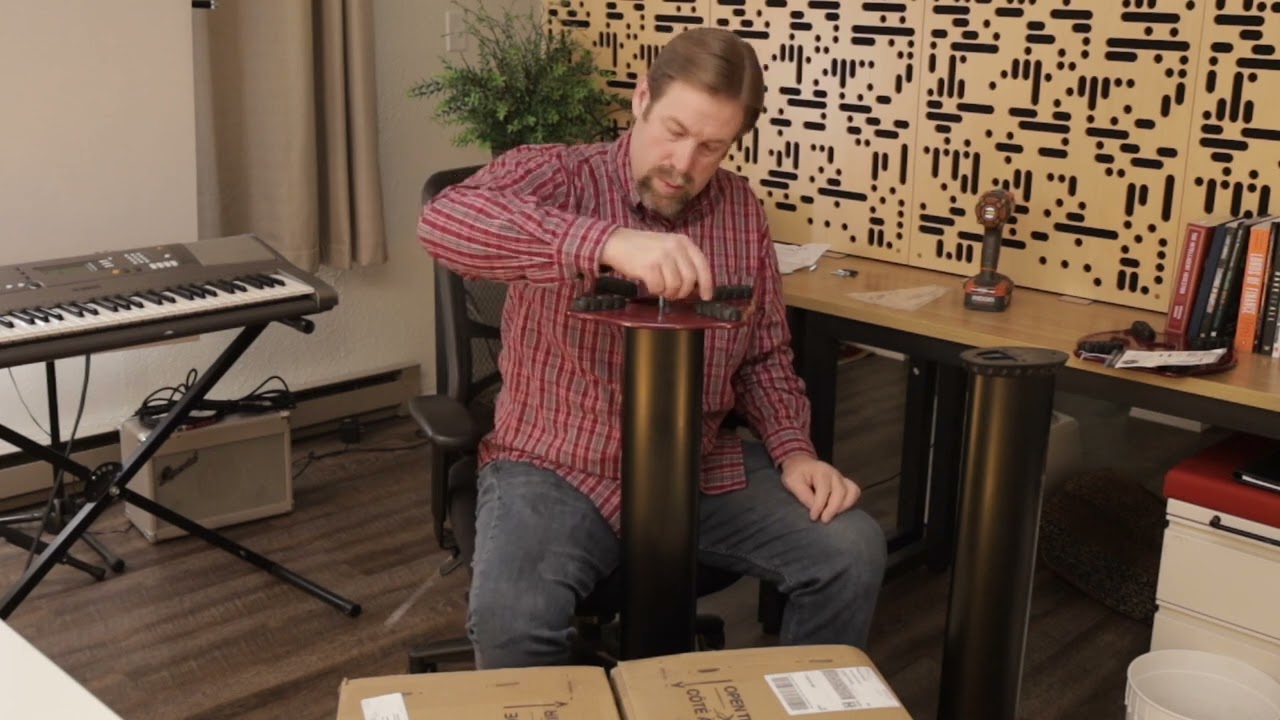 Unboxing and Assembly Ultimate Support MS-90 Stands and Focal Solo6 ST6 Speakers