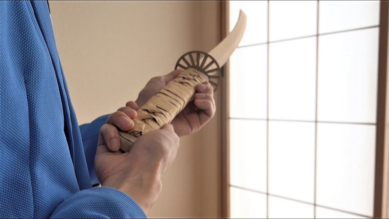 ダンボールで日輪刀を打つ/鬼滅の刃/Demon Slayer/Kimetsu no Yaiba/Crafty Transformer - Cardboard DIY