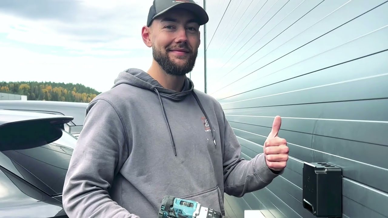 Hvor lang tid bruker elektrikeren p&aring; &aring; montere Enua veggfeste?