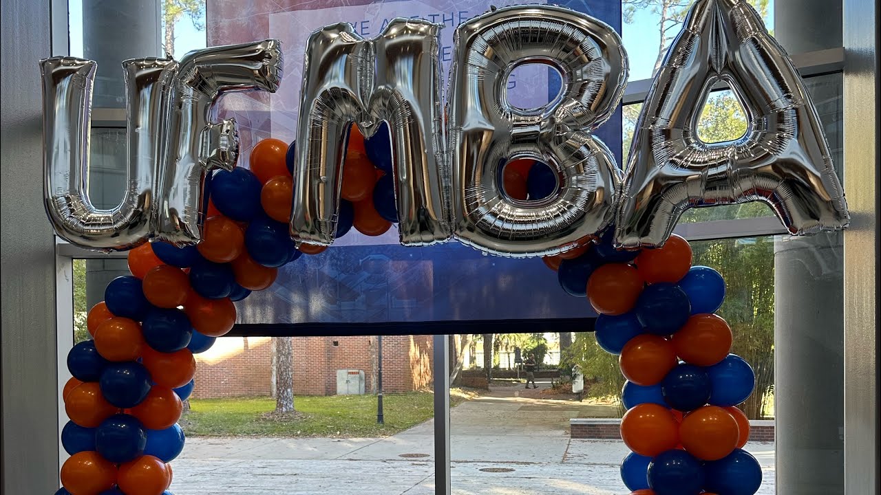 Attaching Balloon Letters to a Balloon Arch