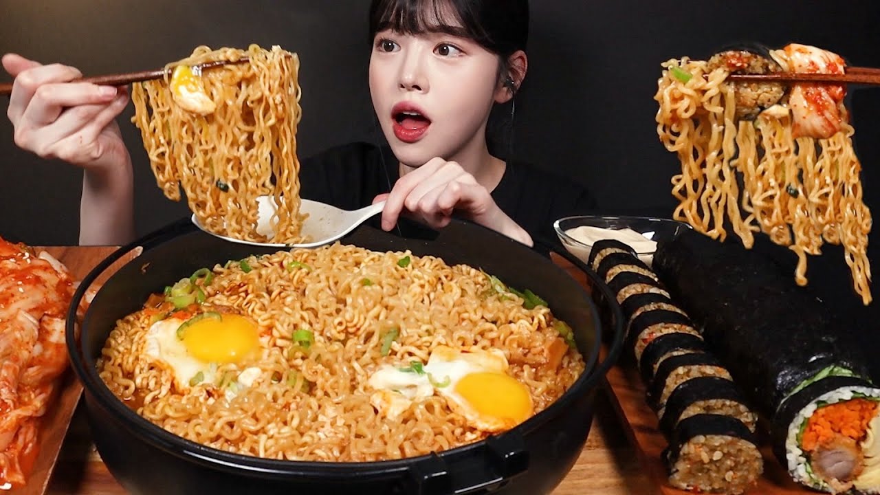 SUB)매콤꼬들 신라면 먹방! 돈까스 통김밥 땡초김밥에 김장김치까지 파송송계란탁 야식 꿀조합 리얼사운드 Ramyeon Gimbap Mukbang Asmr