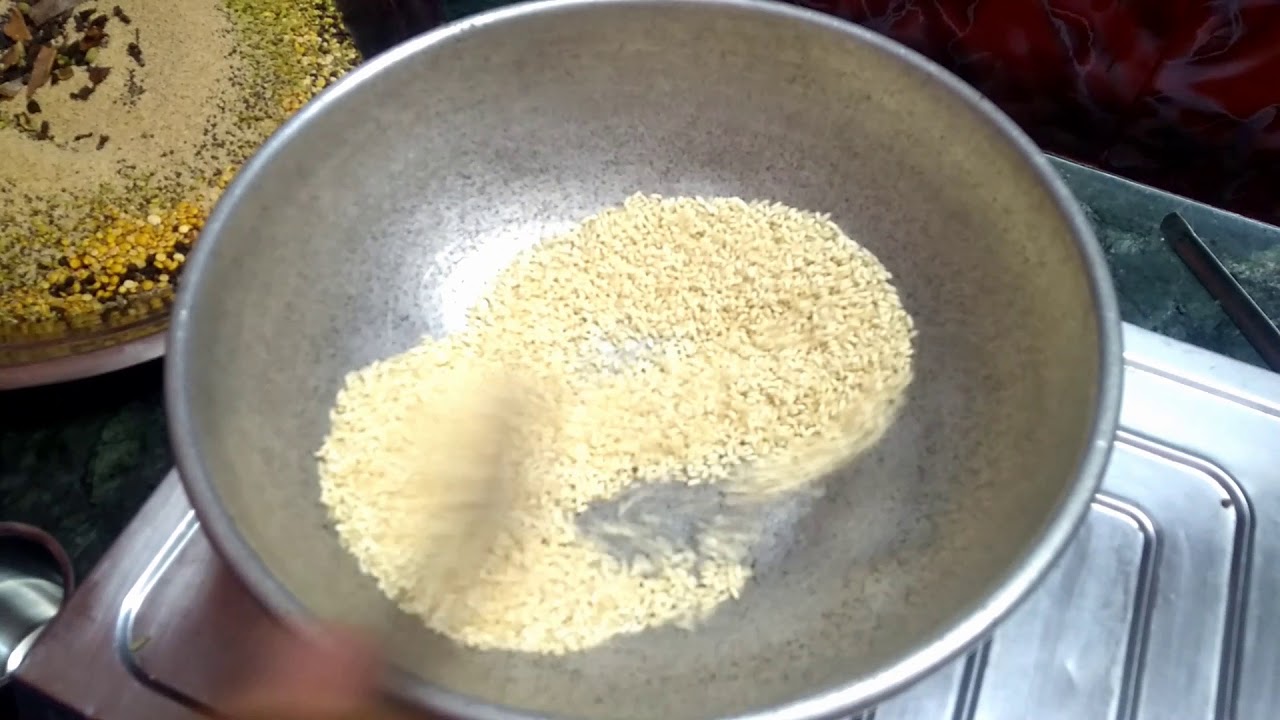 குழம்பு மிளகாய் தூள் //Homemade authentic south Indian curry powder //Simple living with suki