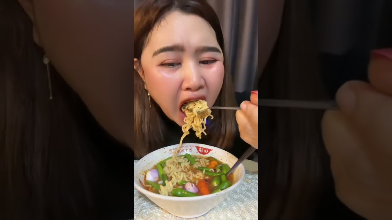 Mie Indomie toping bawang merah & rawit #mukbang #baksocabe #trending #rawit #indomie #bawangmerah