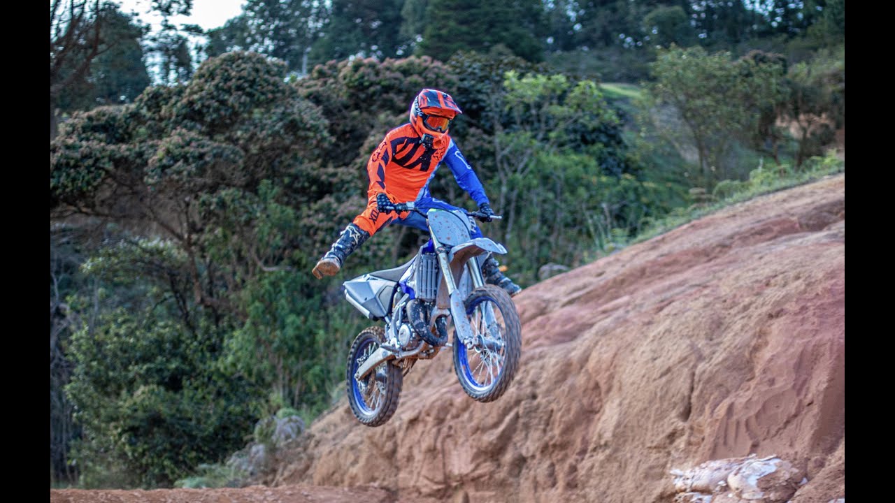 PRIMERA VEZ EN UNA PISTA DE MOTOCROSS CON LA YZ 125 2T