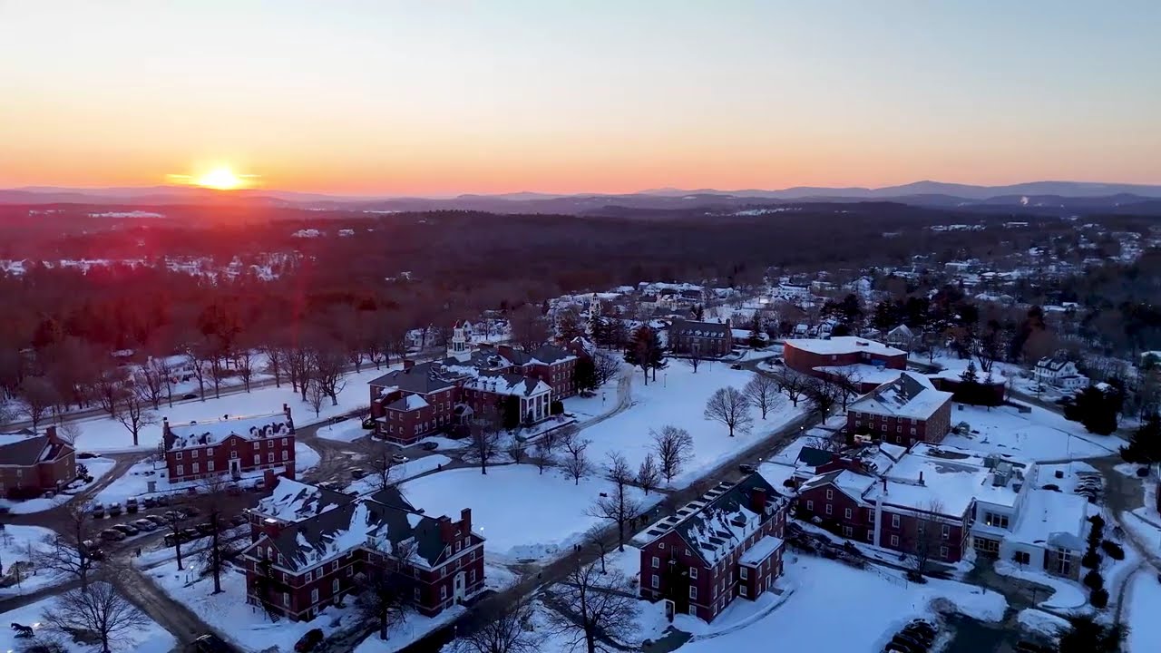 New London, NH: Colby-Sawyer College & The Sunset Flag