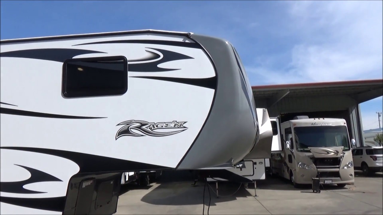 2019 Pacific Coachworks Rage'n 3213 Toy Hauler / Referral Auto Group