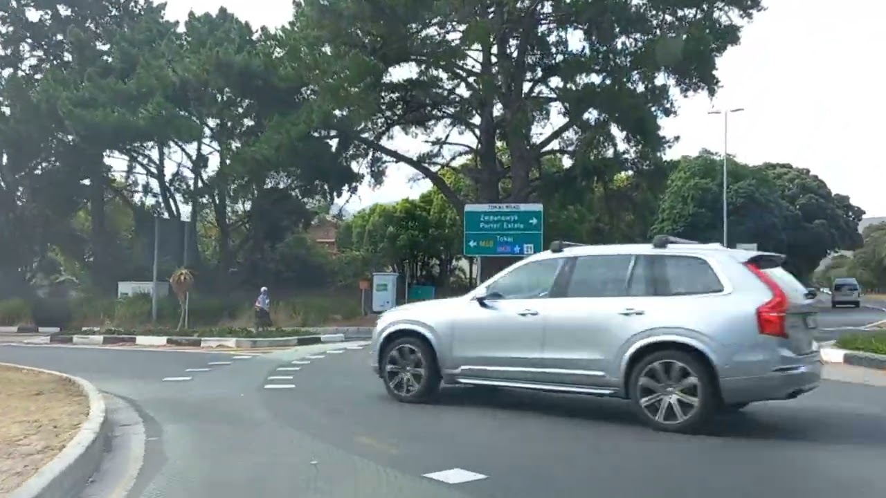 Driving from Constantia to Tokai forest on a November day in Cape Town