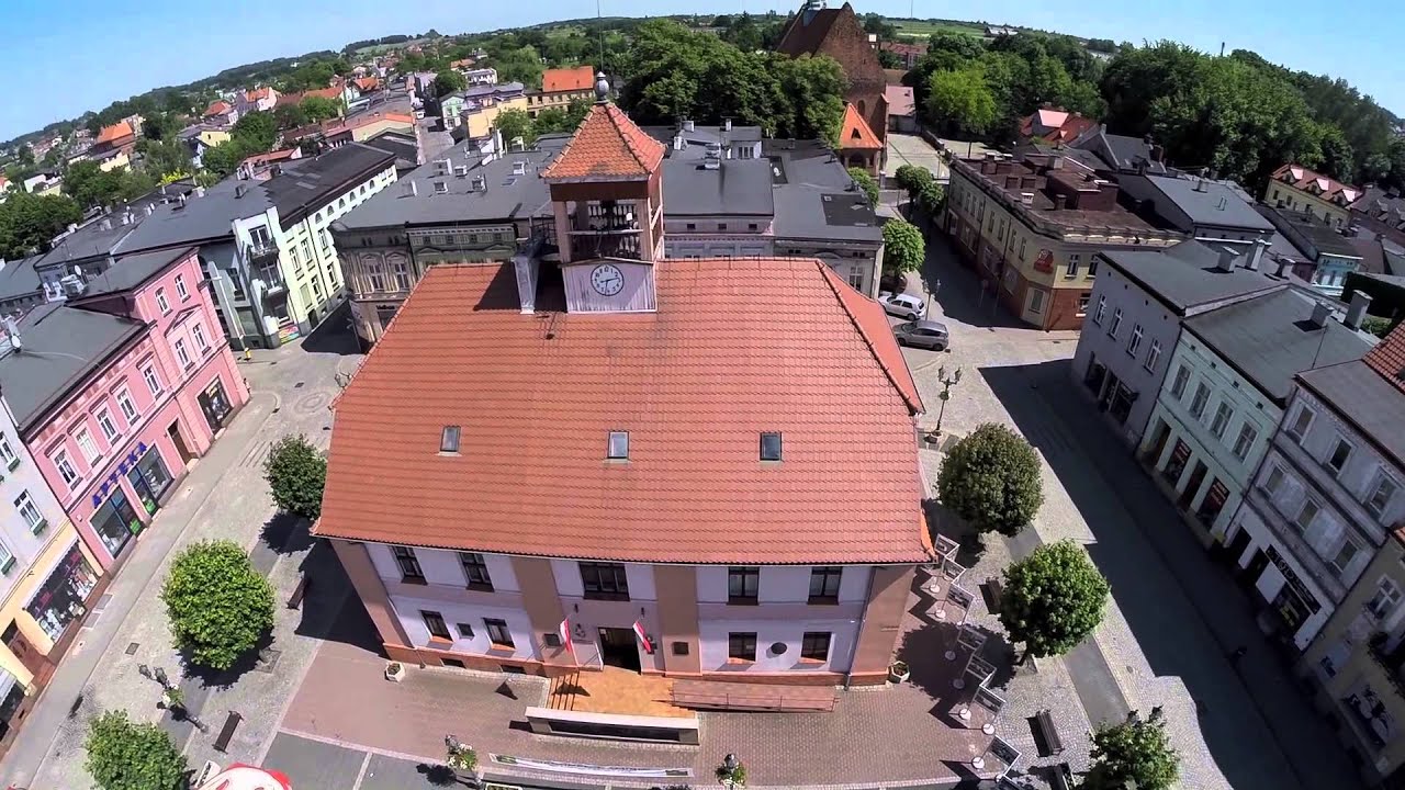 Lot dronem nad Rynkiem w Ostrzeszowie