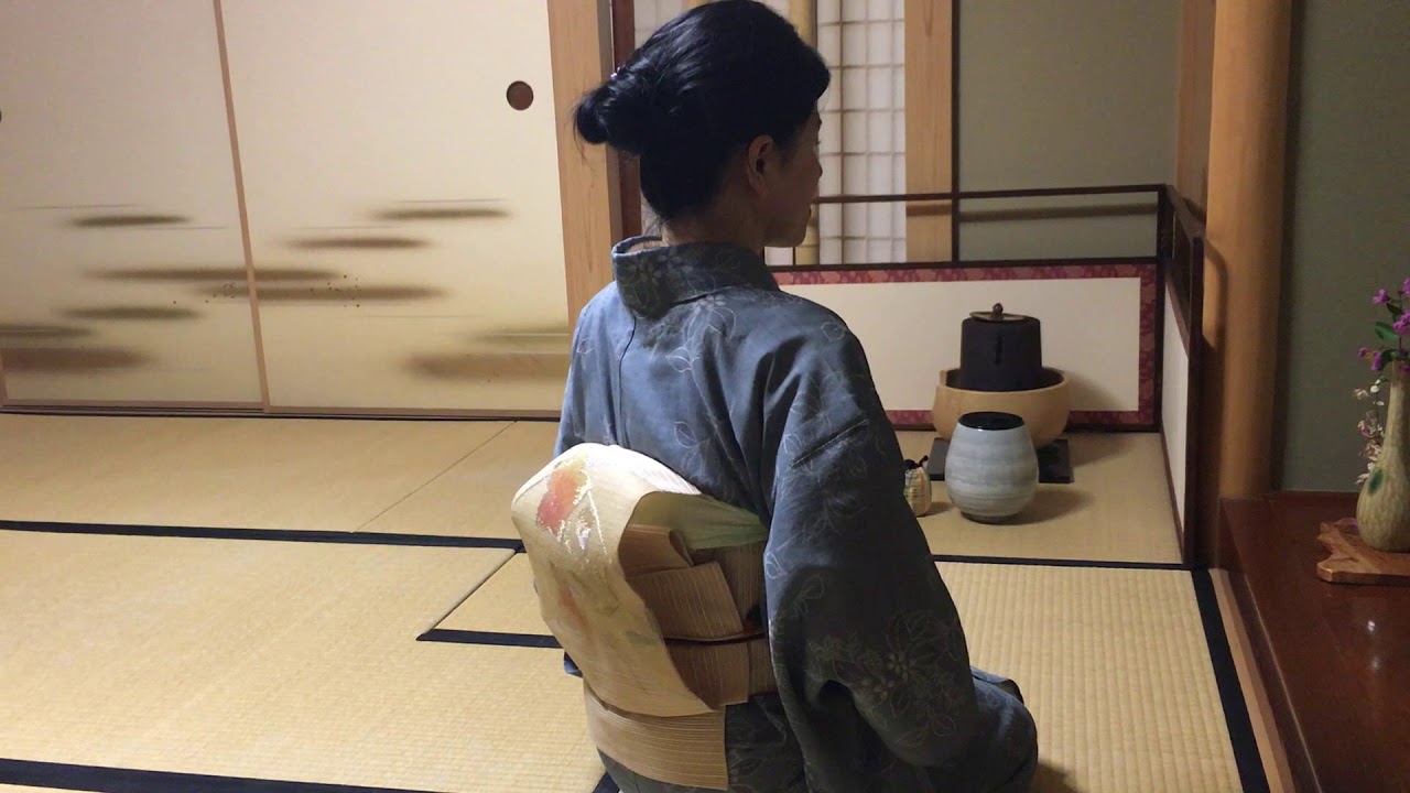 茶事 席入りと退席
