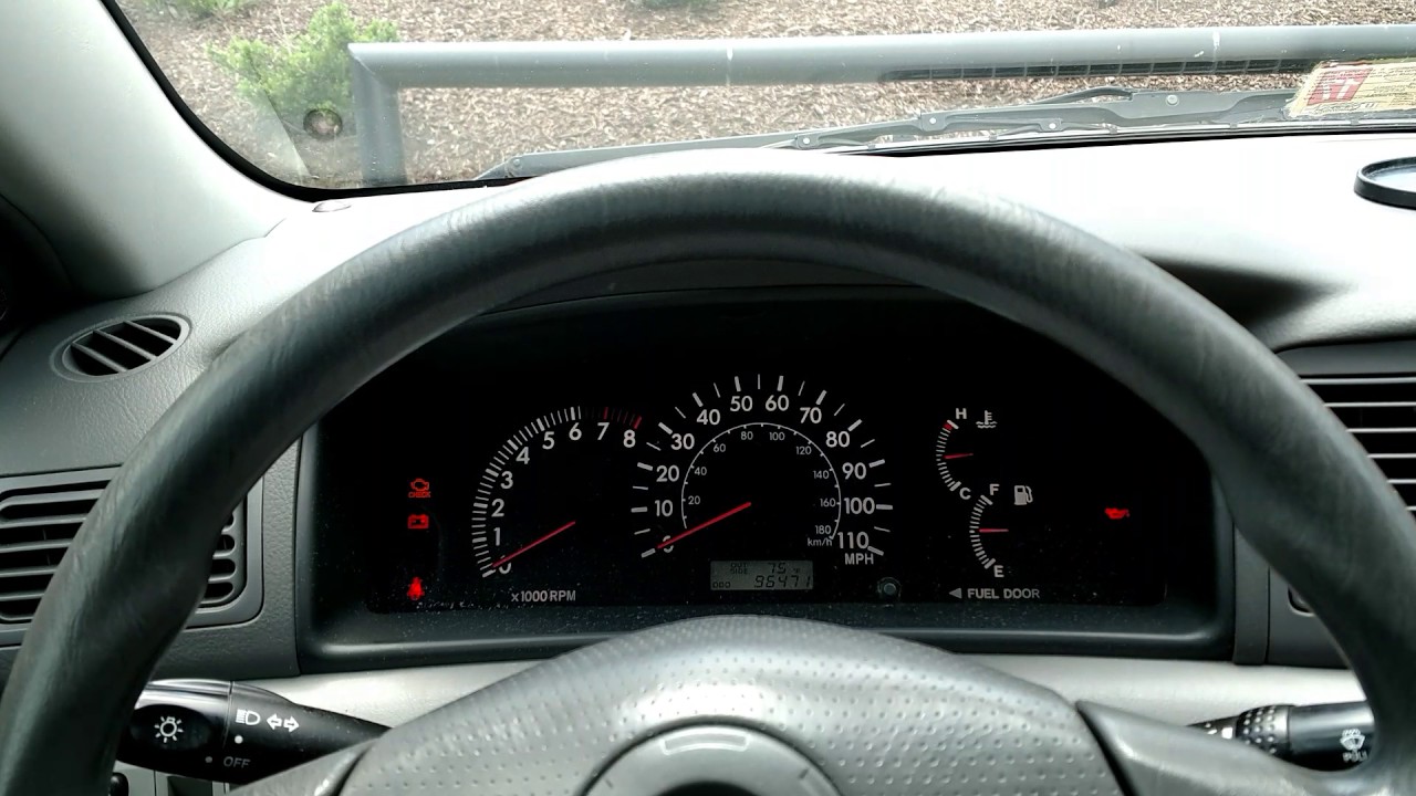 Как сбросить индикатор технического обслуживания на Toyota Corolla 2005 года выпуска