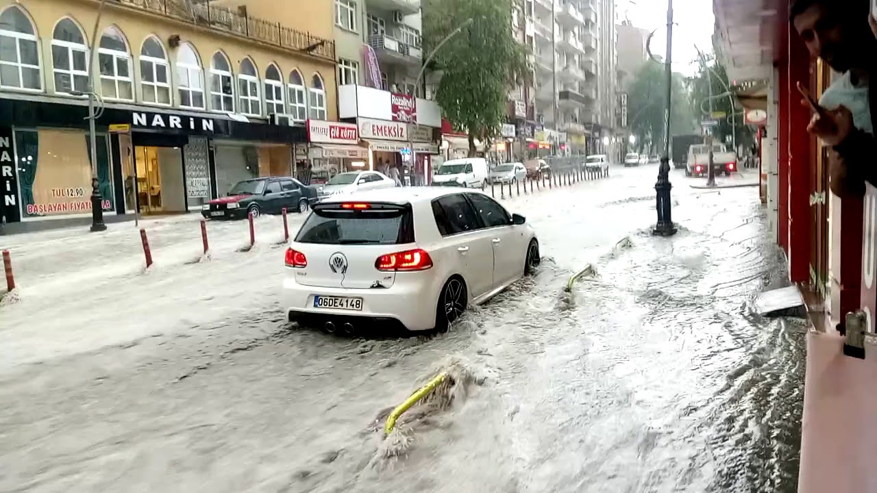 Malatya merkezde sel