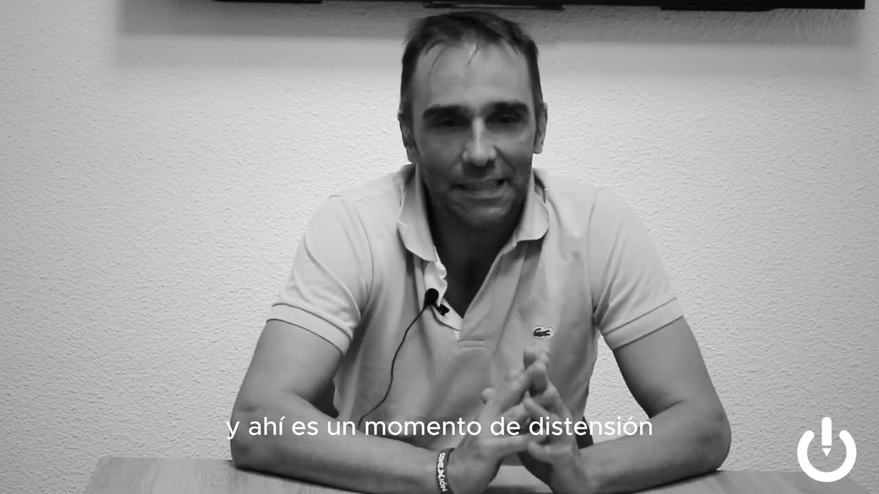Serie Profesores 🎓 - Capítulo 2: Juanmi y la complicidad con sus alumnos | Grupo COLÓN IECM