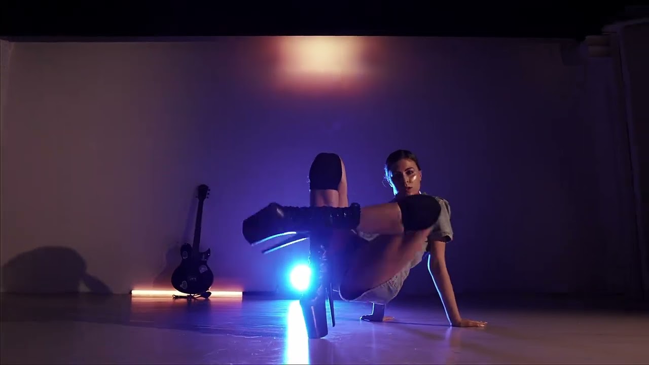 Angelina Isaikina [Strip choreo] - Woodju [Sod’s Law]