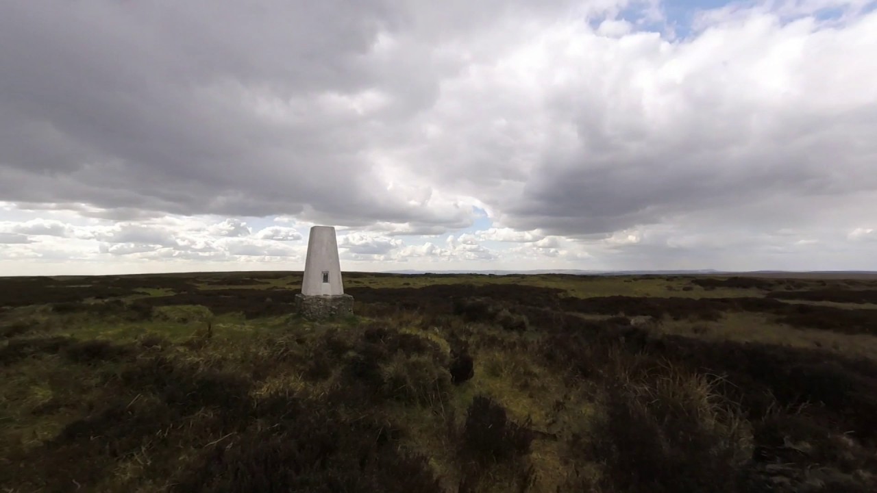 Lads Leap, Chew Reservoir etc. (15.2 miles, 2600ft ascent)