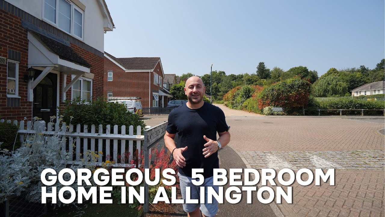 Check out this gorgeous 5 bedroom home in Allington, Maidstone