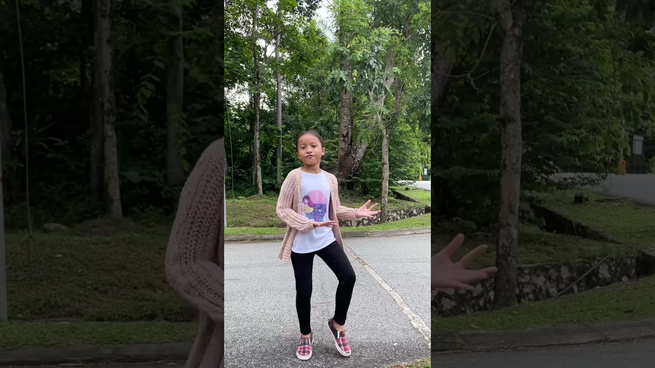 Smile Always #short #viral #dance #thisyearblessing #imanandemma