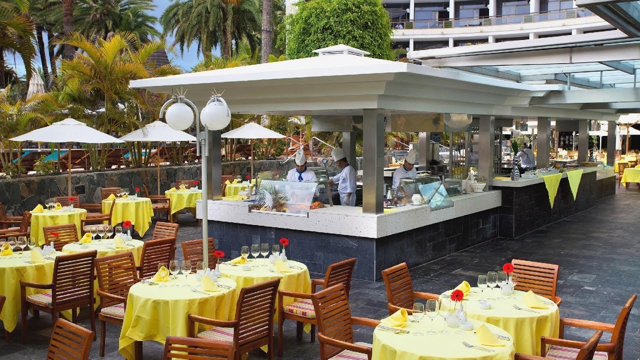 Seaside Palm Beach, Gran Canaria, Spain | Travel By Heart