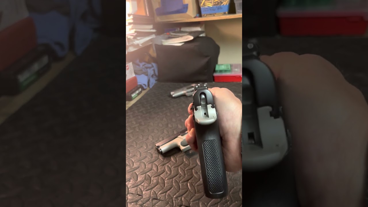 S&W short slide variations: 5903 SSV, 5943 SSV and 4596