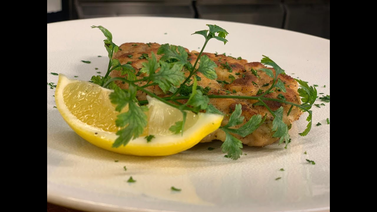 Kas ir Francijas prezidenta iecienītākais ēdiens? Mārtiņš Rītiņš gatavo ''Cardon bleu''!