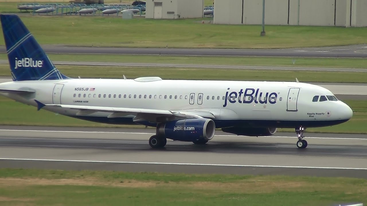 JetBlue N565JB A320 Takeoff Portland Airport (PDX)