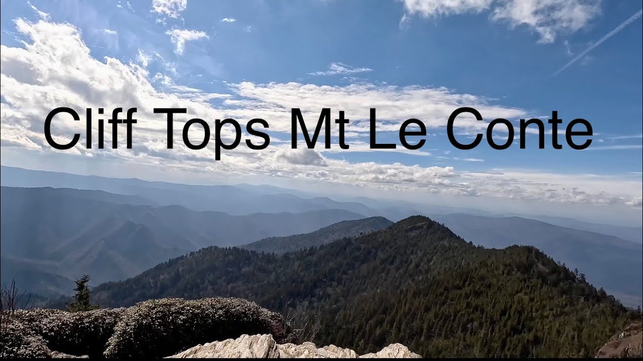 Hiking Alum Cave Trail to Cliff Tops Mt Le Conte