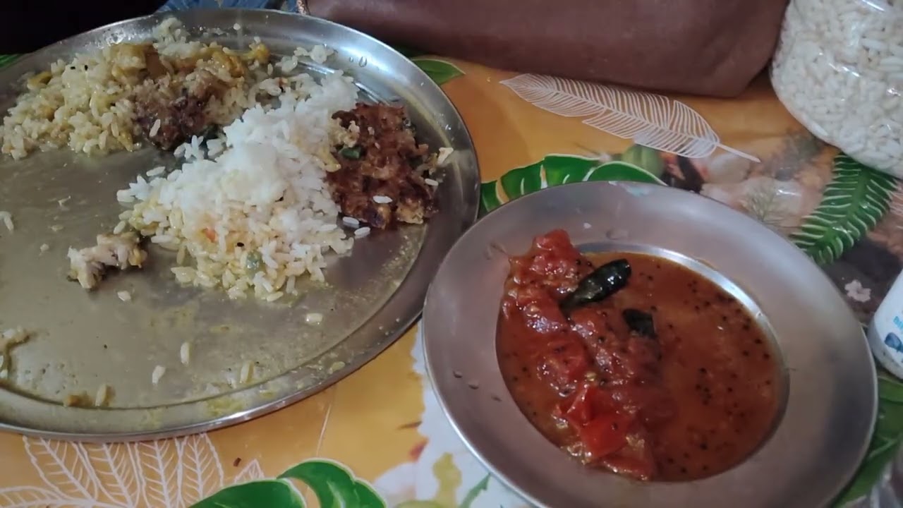 Cauliflower curry,Salad,Shag fry and chutney with rice.Like and Subscribe 🤤 #asmr #food 