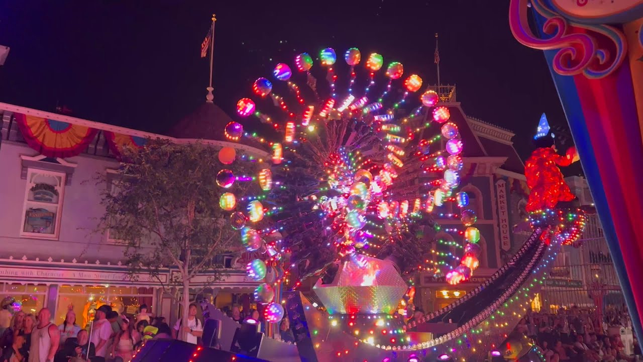 Disneyland Paint the Night 2025