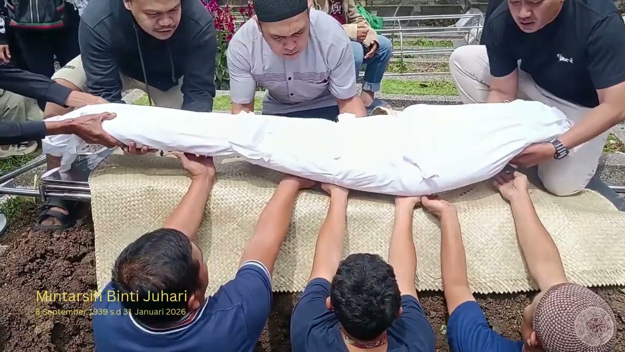Ibu Mintarsih Binti Juhari, Lahir: 8 September 1939, Wafat: 31 Januari 2026